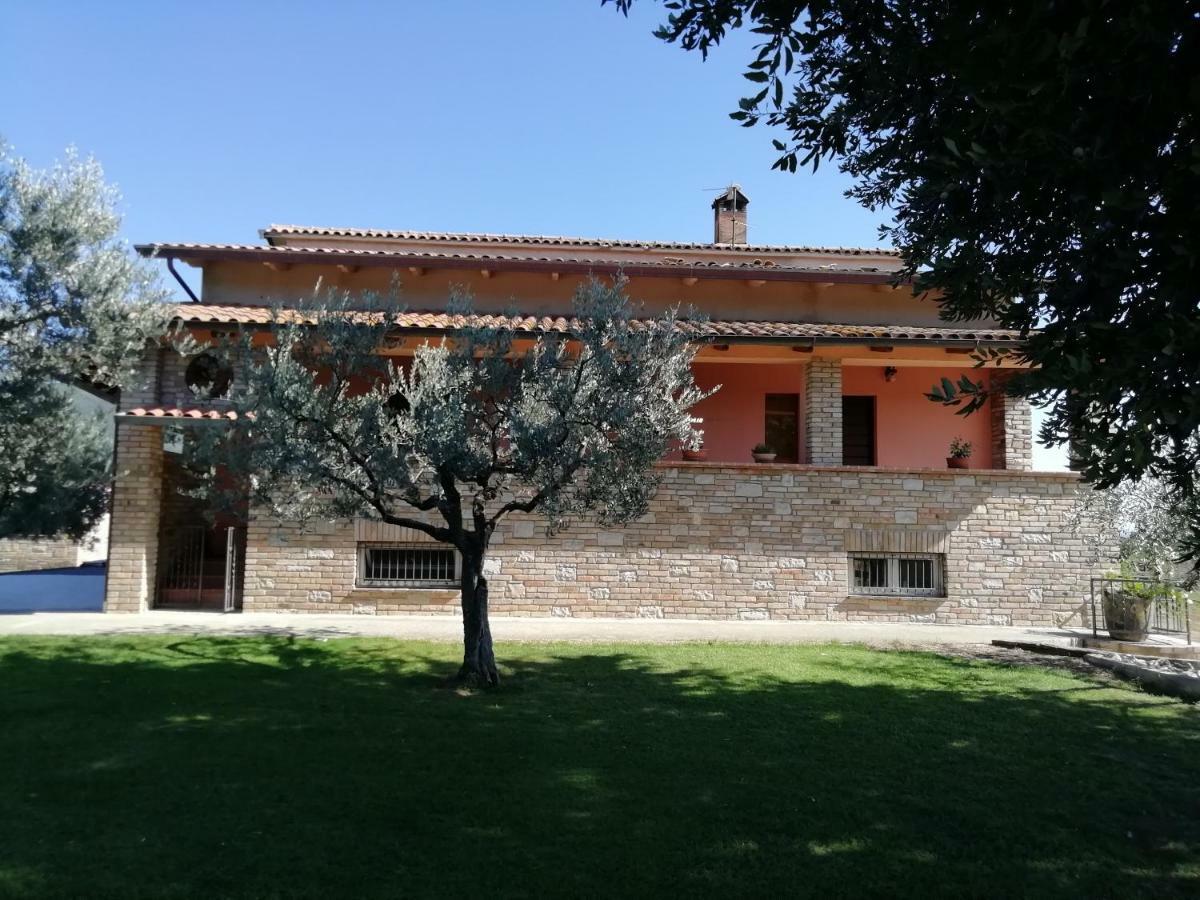 La Lanterna Di Lanfo Assis Exterior foto