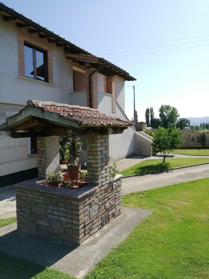 La Lanterna Di Lanfo Assis Exterior foto